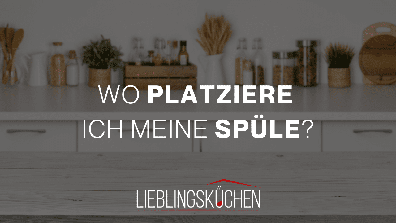 Küchenstudio Eine Küche mit den Worten „wo platiere ich mein splue?“.