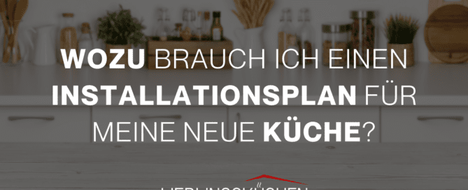 Küchenstudio Eine Küche mit den Worten: Woz bruch o ein Installationsplan für kleine Küche.