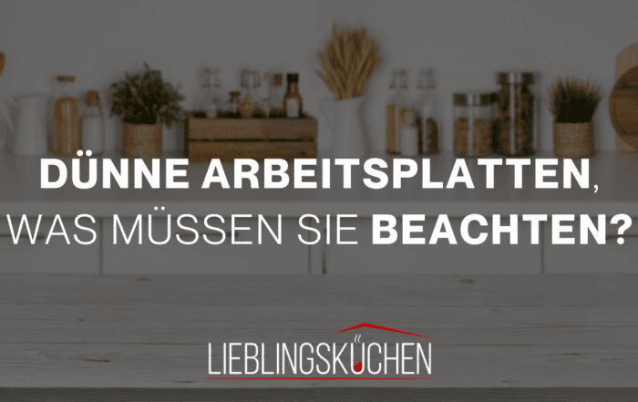 Küchenstudio Eine Küche mit den Worten dunne abstraktplatten was muse sie beachchen?.
