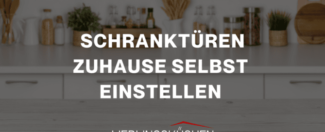 Küchenstudio Eine Küche mit der Aufschrift „schrankturm zu zuhause selt einsten“.