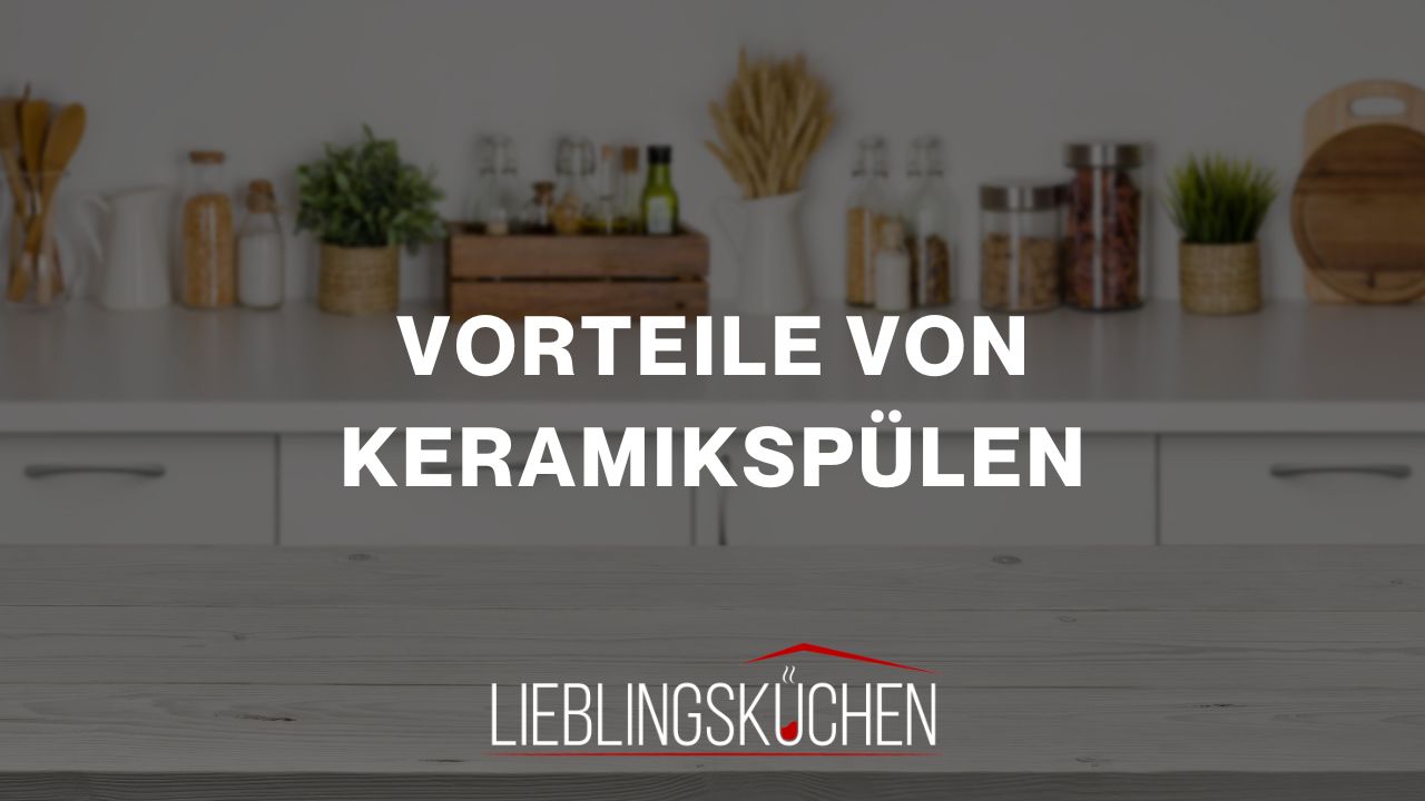 Küchenstudio Eine Küche mit der Aufschrift „Vorteile von Kermakspulen“.